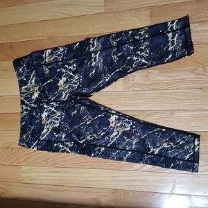 New CVG Gold Marble Large Capri